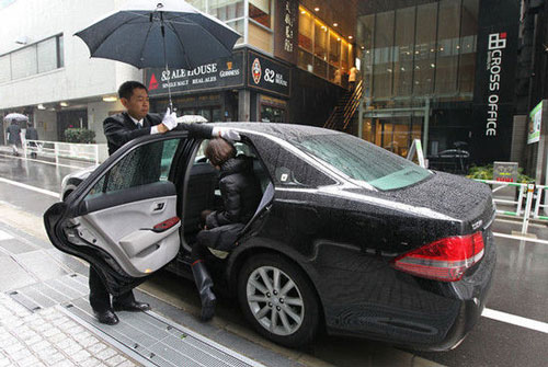 Uber 又融了 12 亿美元：隐私丑闻、激斗 Lyft 和海外遭遇监管都没有阻止 Uber 的扩张