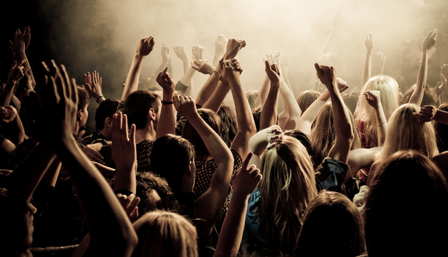 今日嗅评：米粉是小米最大的不确定因素，成也米粉败也米粉