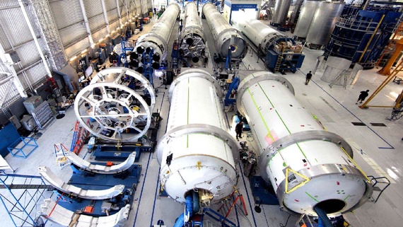 SpaceX 是如何成为一家航天技术公司的？