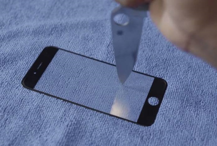 GT Advanced破产，为什么苹果不用蓝宝石造iPhone屏幕？