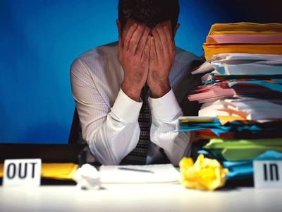 知乎热议：哪家互联网公司压榨员工最严重？