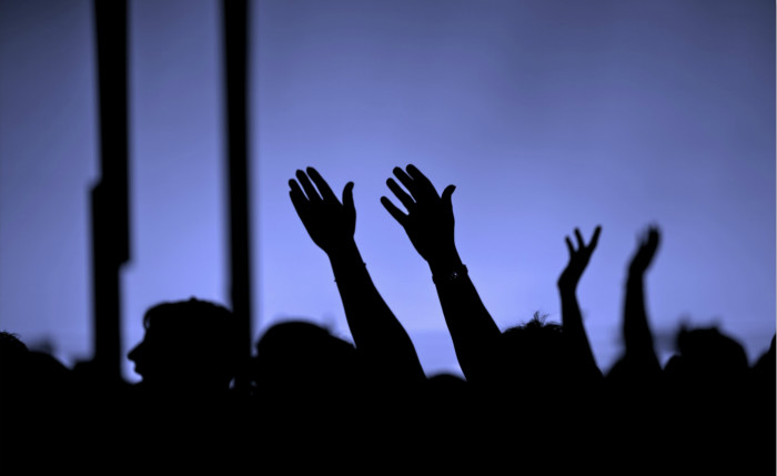 90分钟、8000箱，罗辑思维图书包的前情后事