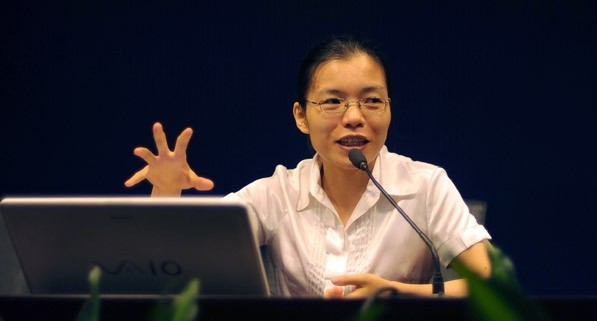 龚海燕再转身：几亿的"梯子"还没搭好，她又做了那好网