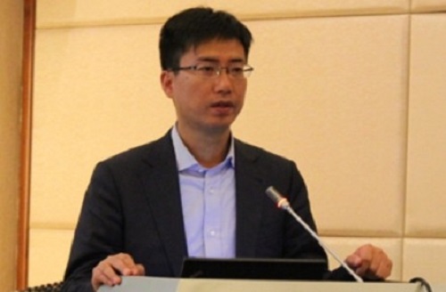 胡晓明：银行真正担心的是互联网的颠覆性