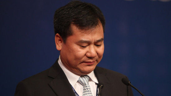 V购不会解决苏宁线下本质问题，继续看衰