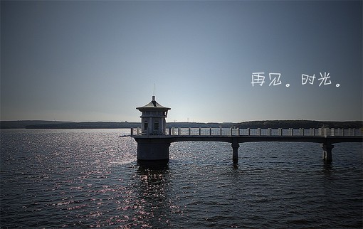 今日嗅评：QQ空间象征着一种精神寄托，隐身却不时关注着
