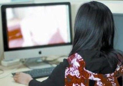 揭秘网络鉴黄师，对干露露这只能干着急,互联网的一些事