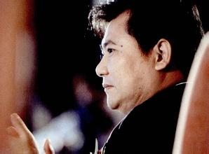 苏宁受电商转型策划拖累 上年净利下降95.5%,互联网的一些事