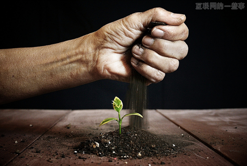 如果你不能表现的很强大，投资人为什么要把钱投给你?,互联网的一些事