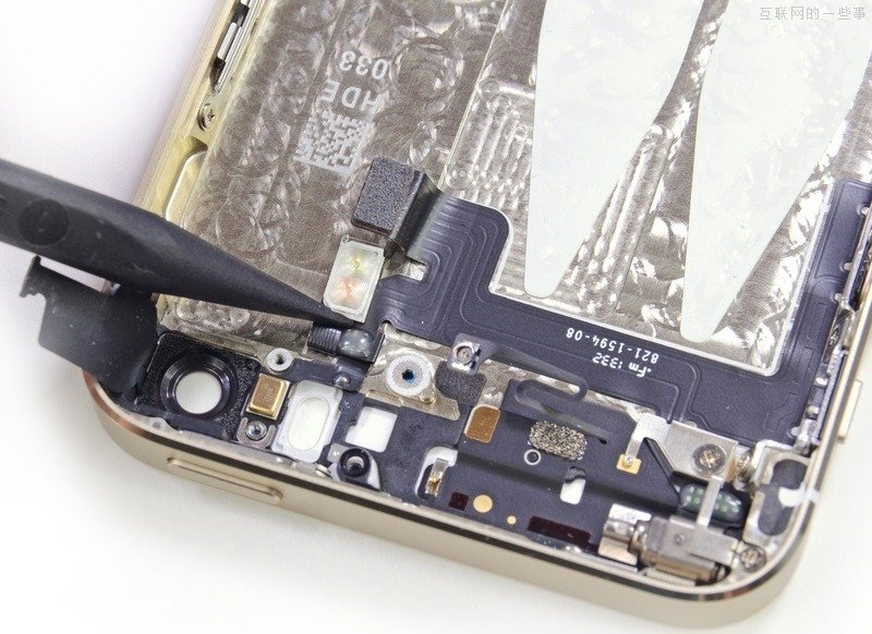 拆解iPhone 5s——了解 iPhone 5s 的内部构造,互联网的一些事