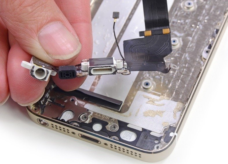 拆解iPhone 5s——了解 iPhone 5s 的内部构造,互联网的一些事