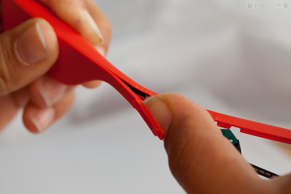 全面拆解Google Glass，比想象的还要简单！,互联网的一些事