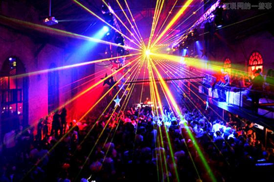 90后MM聊夜店APP：夜店App不应该是SNS，而应该是O2O,互联网的一些事