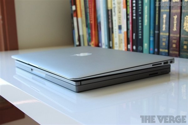 【多图】谷歌Chromebook Pixel真机开箱试玩,互联网的一些事