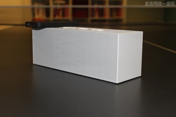 一款优秀的电子设备，光有出色的性能是远远不够的,互联网的一些事