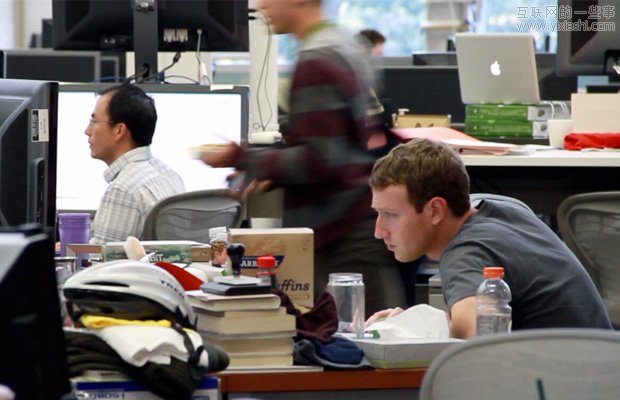 互联网业界十大著名CEO办公桌一览(组图),互联网的一些事