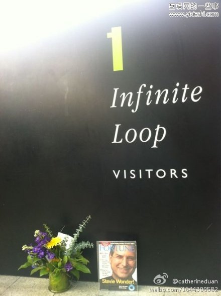 【多图】苹果总部拍摄到的苹果员工悼念乔布斯的情景,互联网的一些事