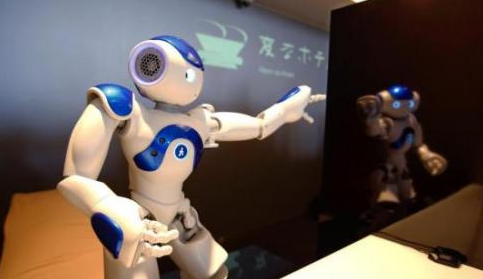 今日文娱：日本软银将开发可变形的仿真机器人；董明珠辞去格力集团董事长；